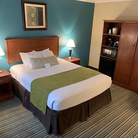 Best Western Plus Traverse City Exterior foto