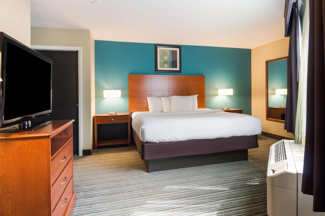 Best Western Plus Traverse City Exterior foto