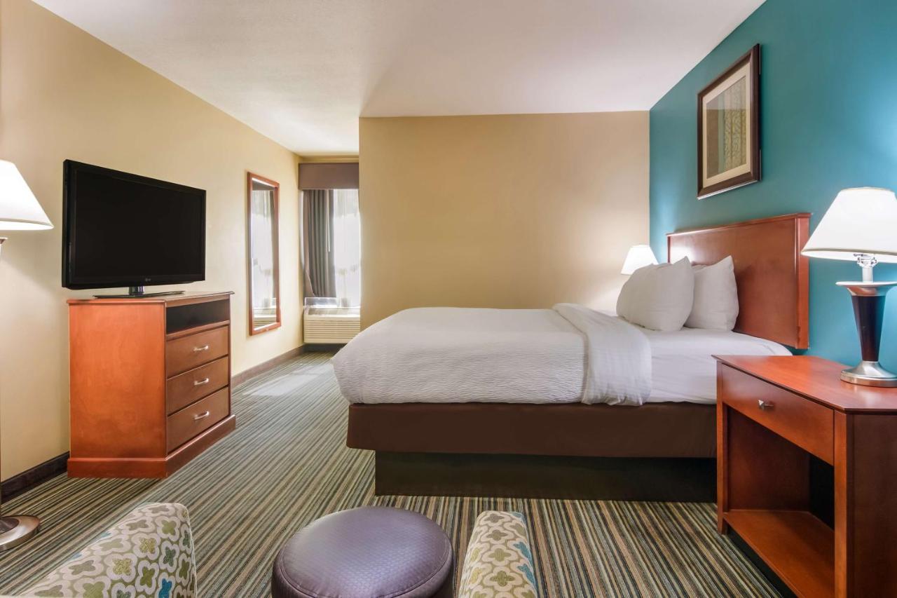 Best Western Plus Traverse City Exterior foto