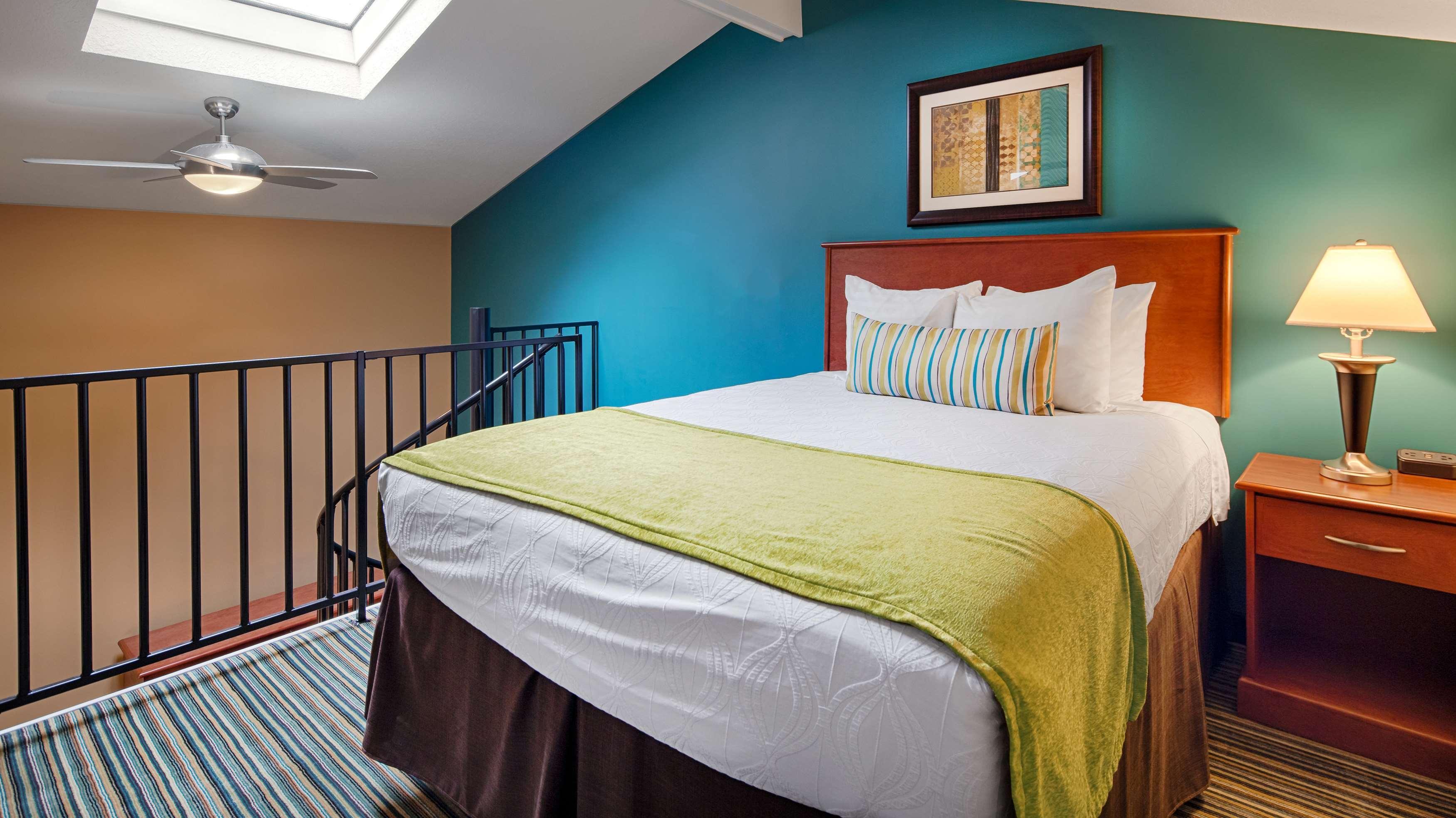 Best Western Plus Traverse City Exterior foto