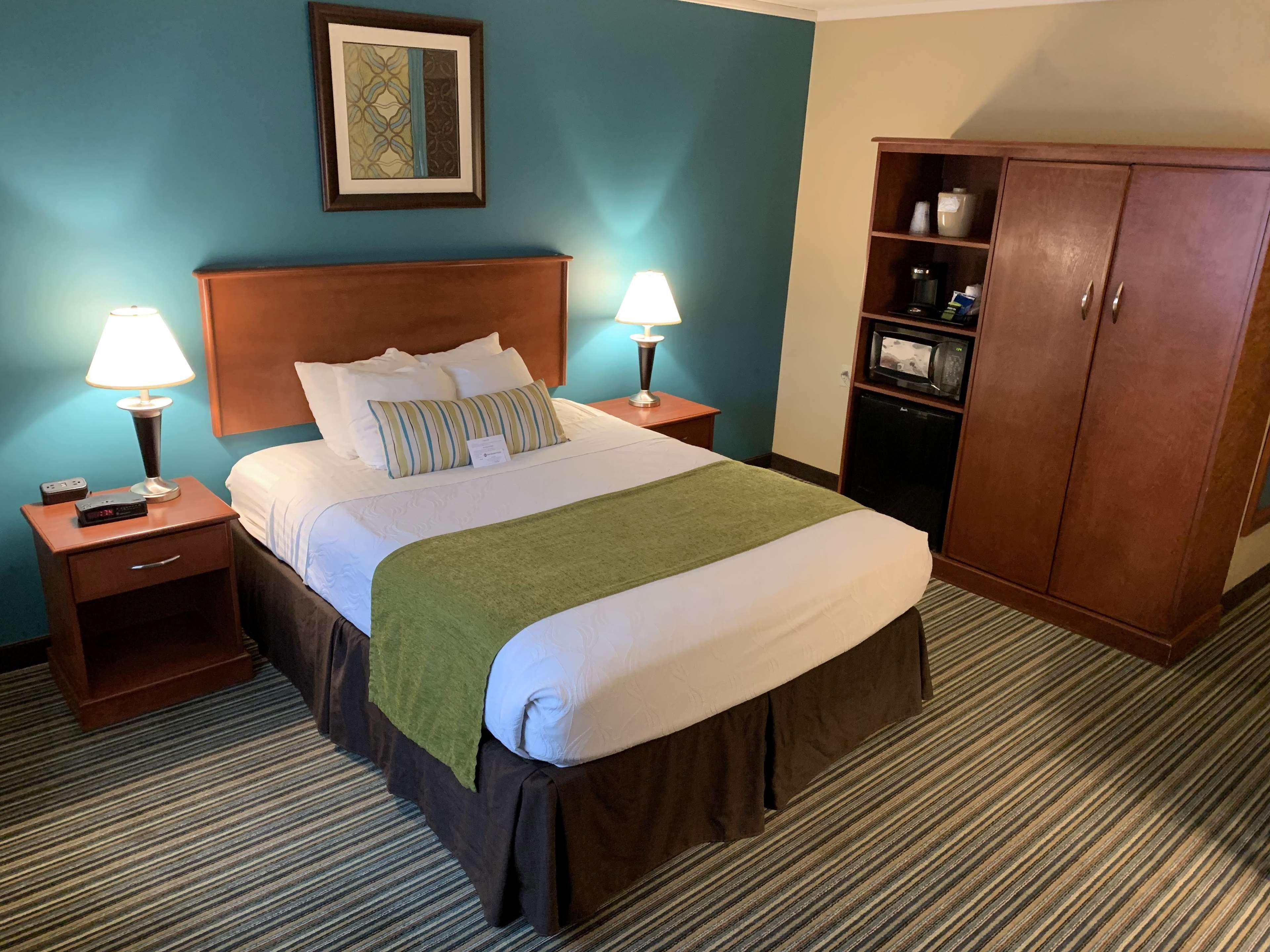 Best Western Plus Traverse City Exterior foto
