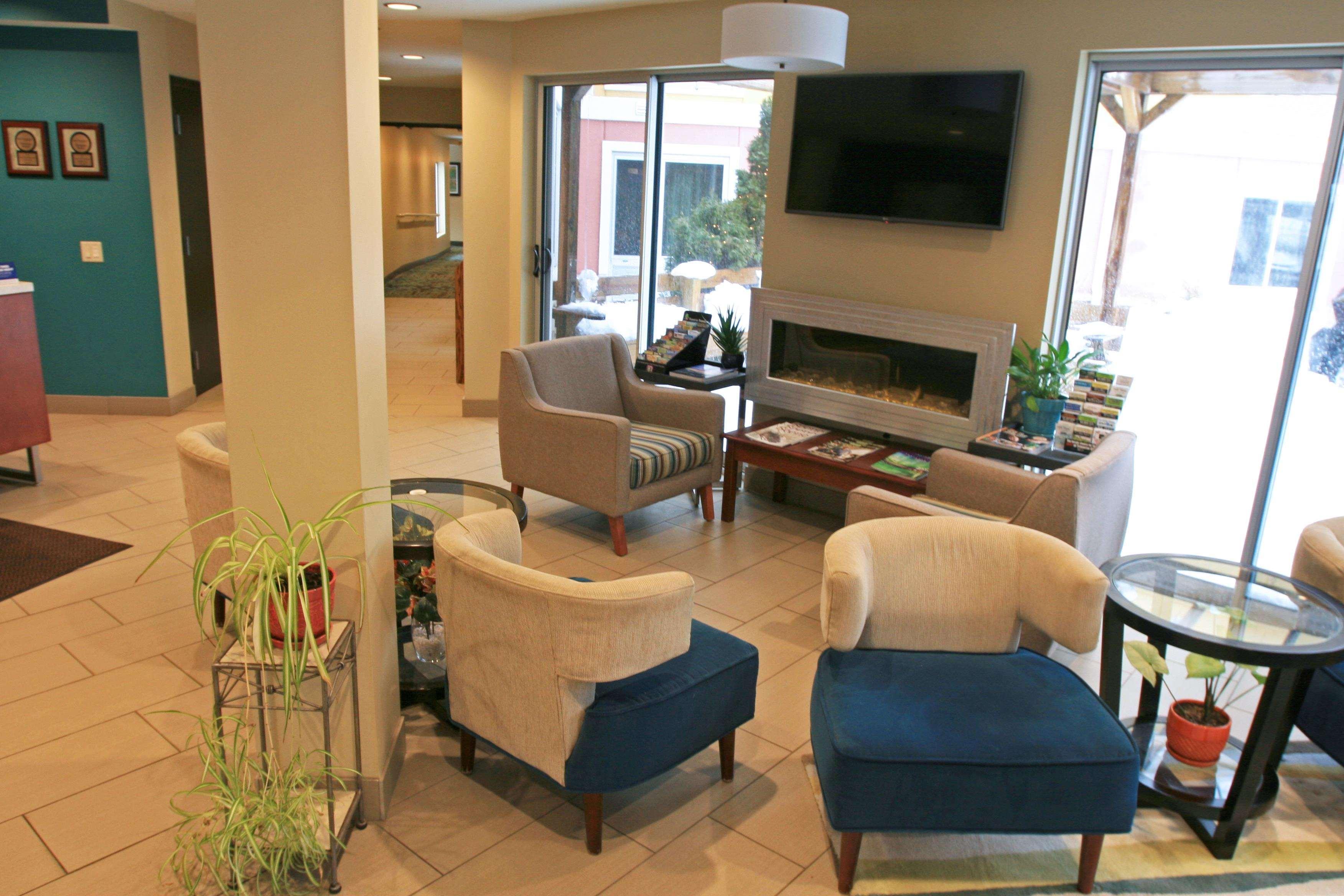 Best Western Plus Traverse City Exterior foto