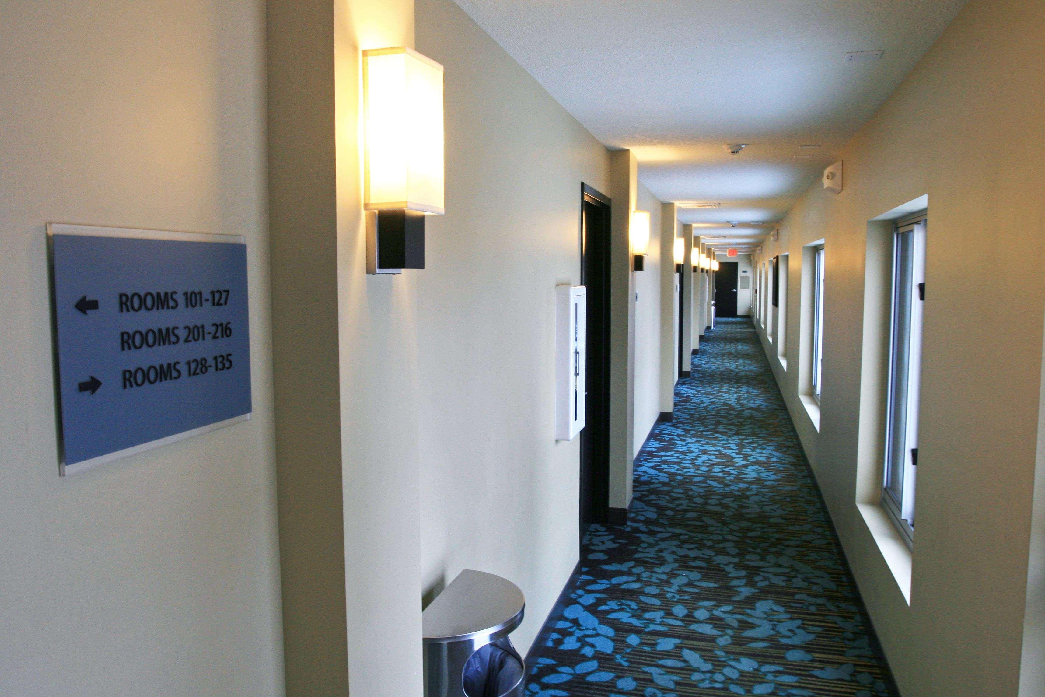 Best Western Plus Traverse City Exterior foto