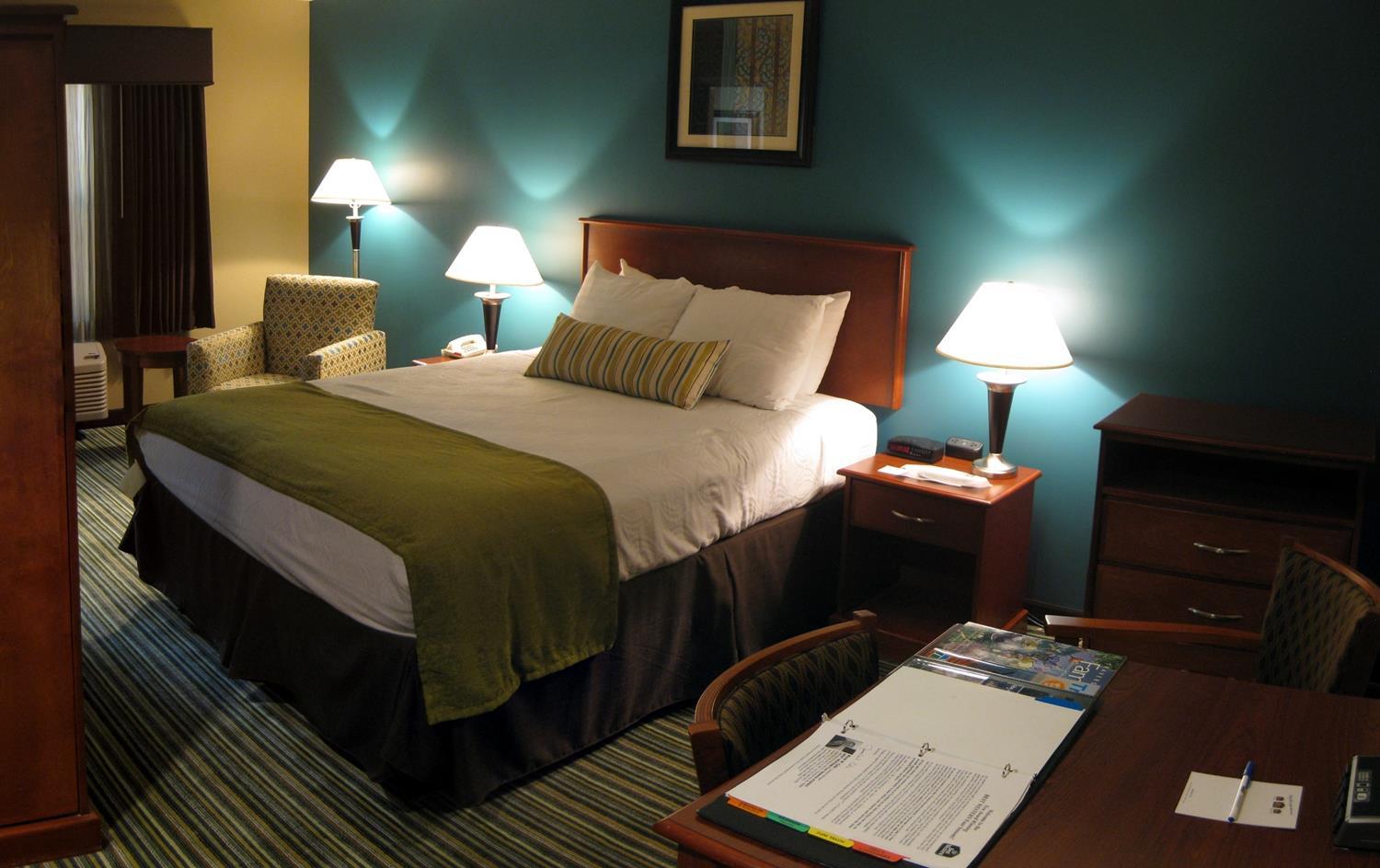 Best Western Plus Traverse City Exterior foto